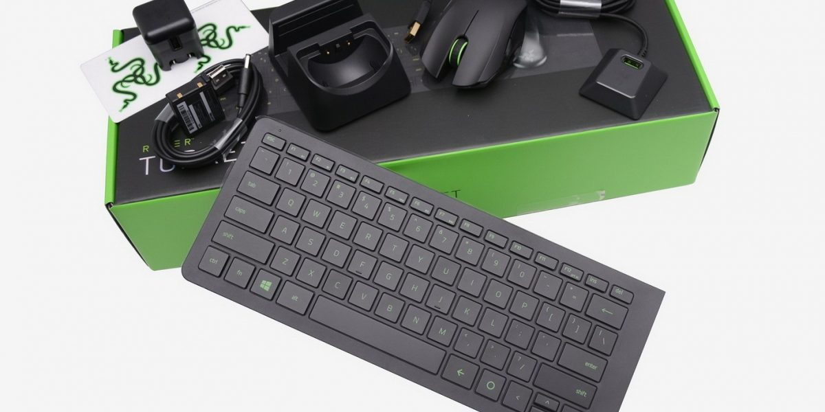 Первая в истории беспроводная клавиатура Xbox One