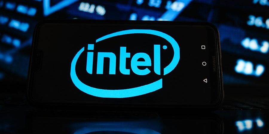 Специалисты сообщили о двух новых уязвимостях в процессорах Intel