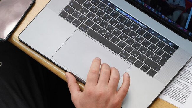 Эксперт назвал способы ускорить работу ноутбука